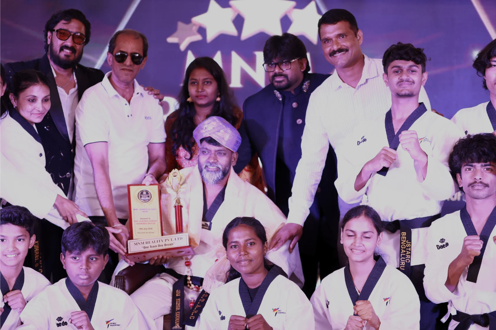 Varnatejasshree Award presented to Taekwondo Instructor